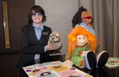 Jamie HAVEN's Educator Shows off Puppets